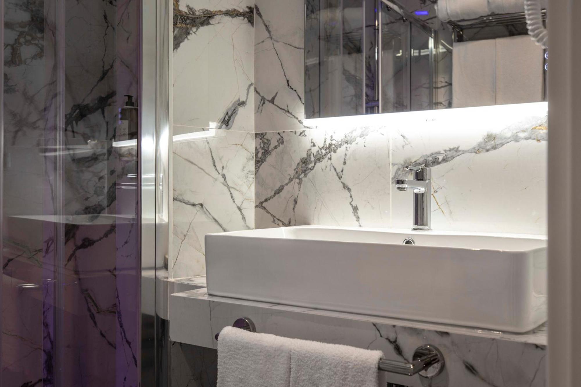 Home At Rome Luxury Navona 2 Ngoại thất bức ảnh