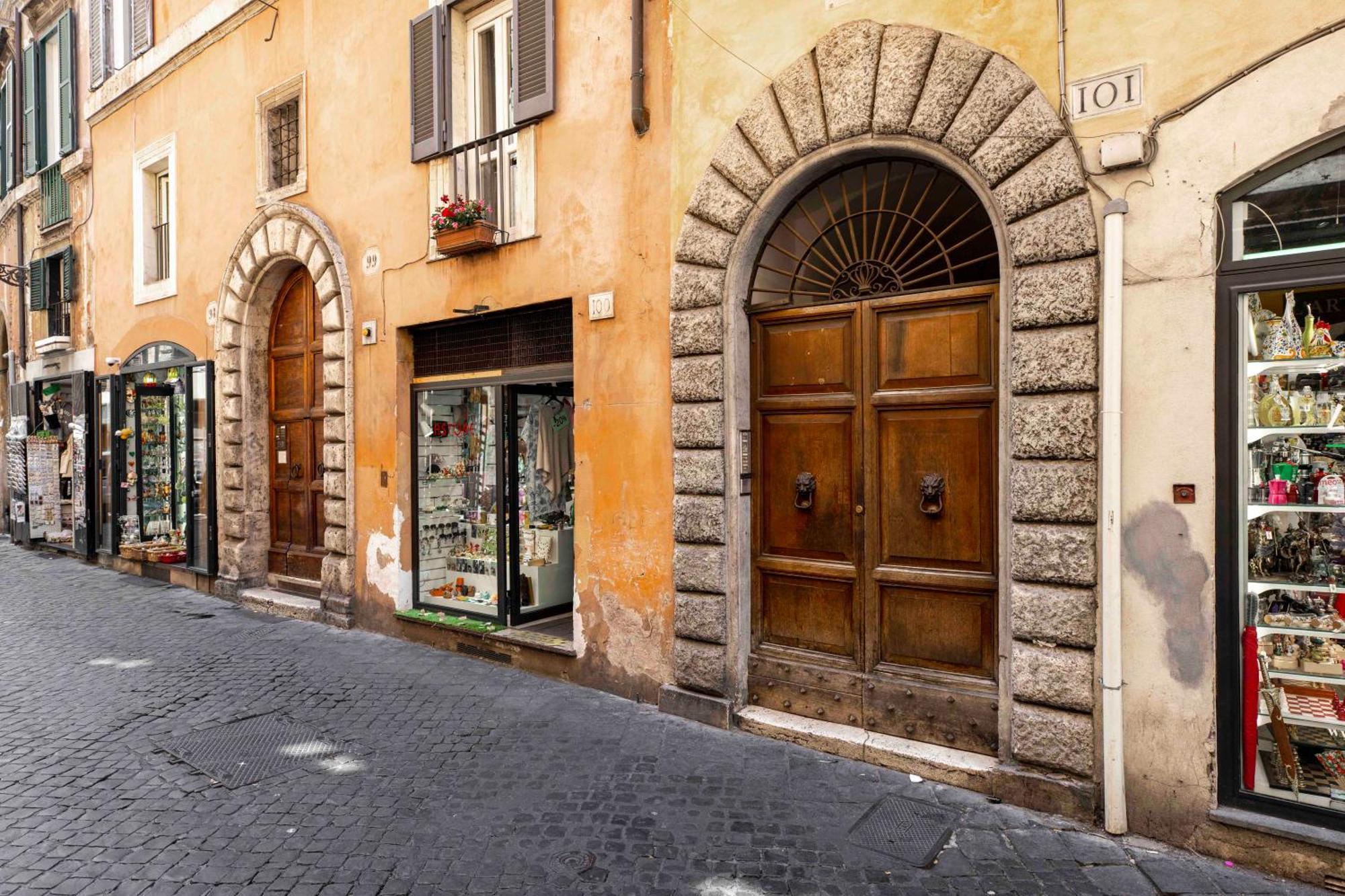 Home At Rome Luxury Navona 2 Ngoại thất bức ảnh